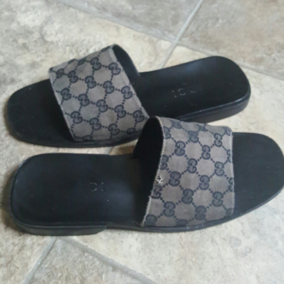 Gucci Shoes | Mens Gucci Signature Gg Slides Sandals Sz D | Poshmark